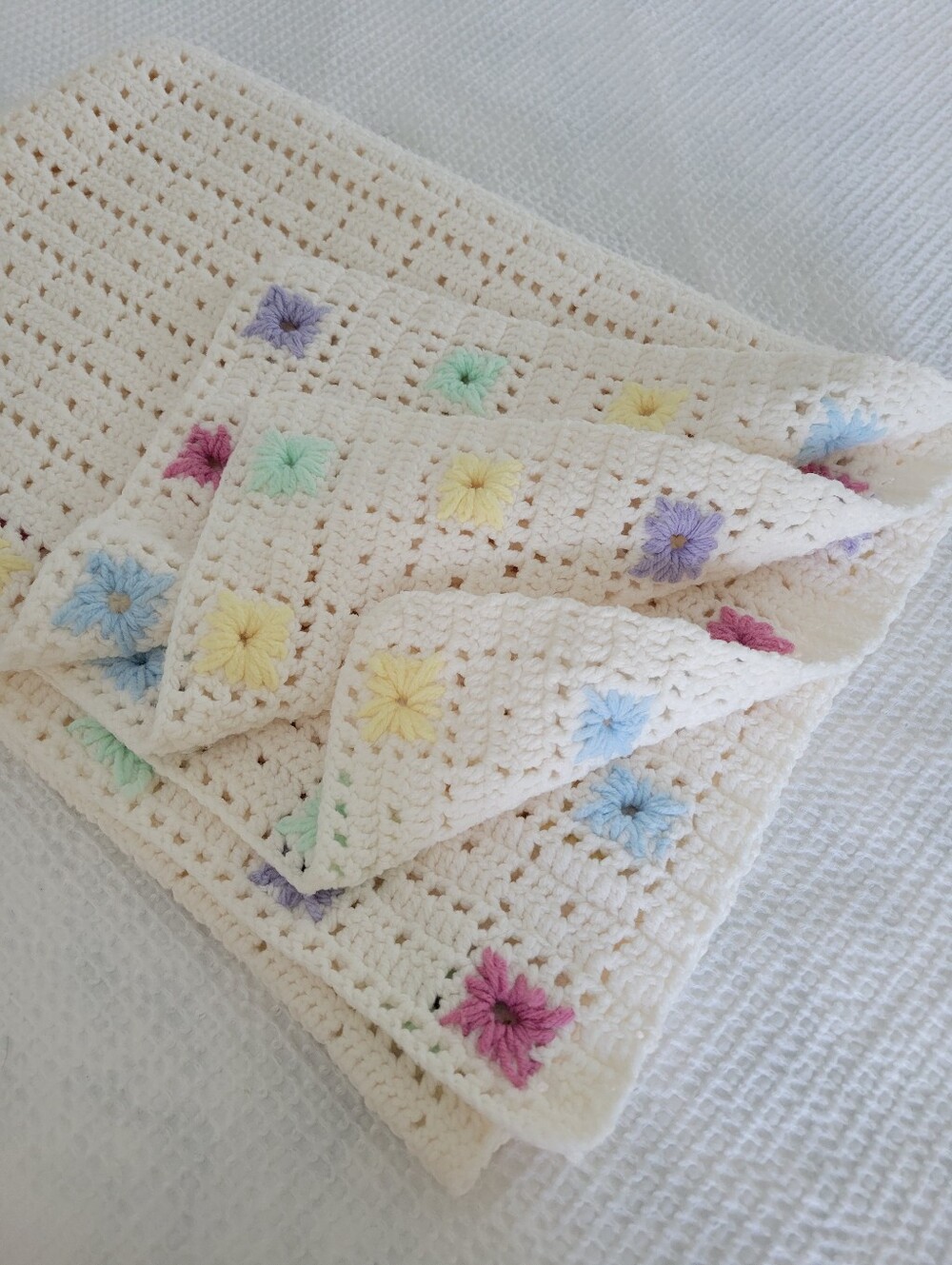 Vintage,Handmade Crochet Child Blanket with Pastel Flower Squares 68" Long 50" W